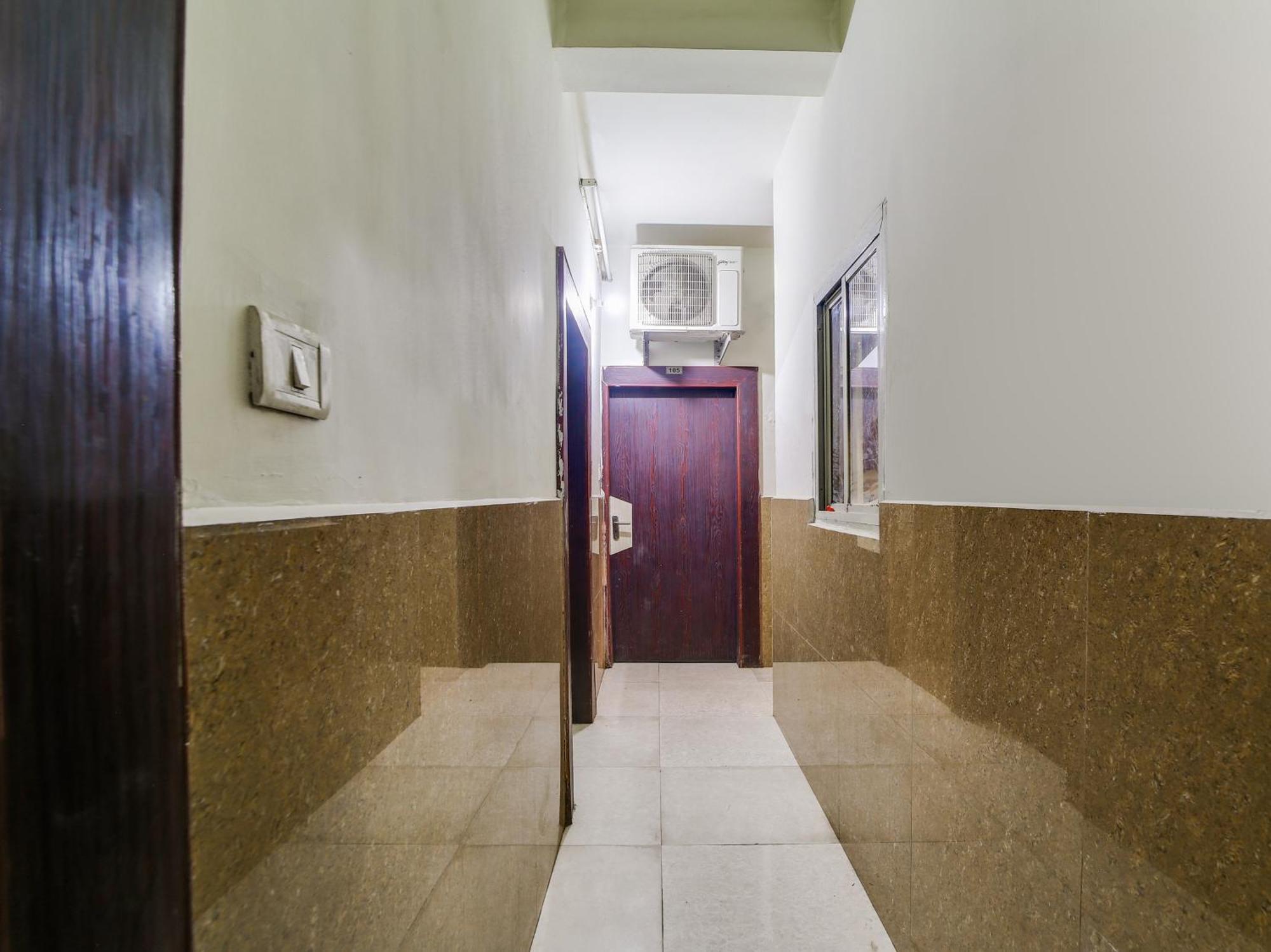 Hotel O Rama Krishna Bhopal Eksteriør billede