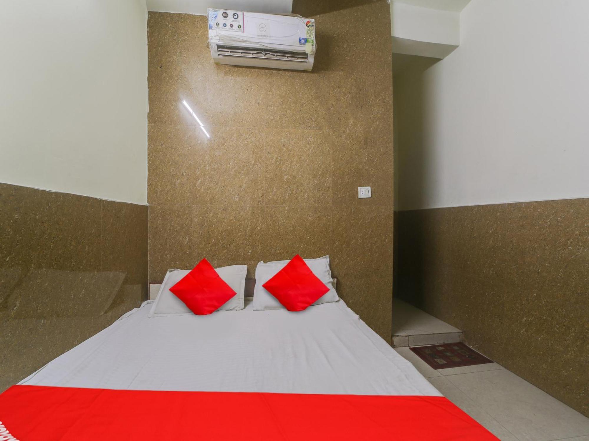 Hotel O Rama Krishna Bhopal Eksteriør billede