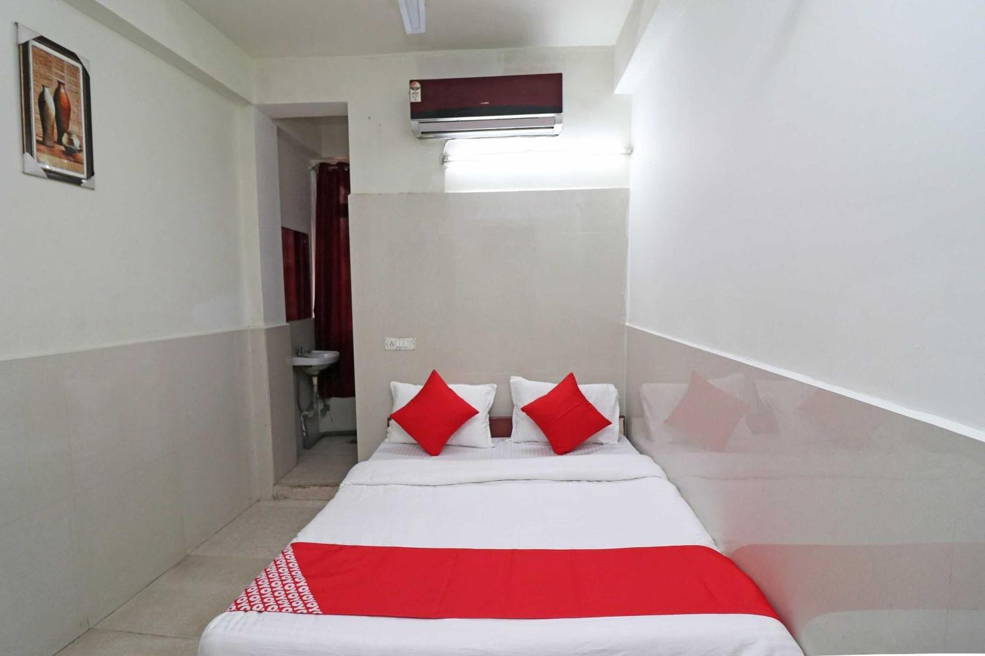 Hotel O Rama Krishna Bhopal Eksteriør billede