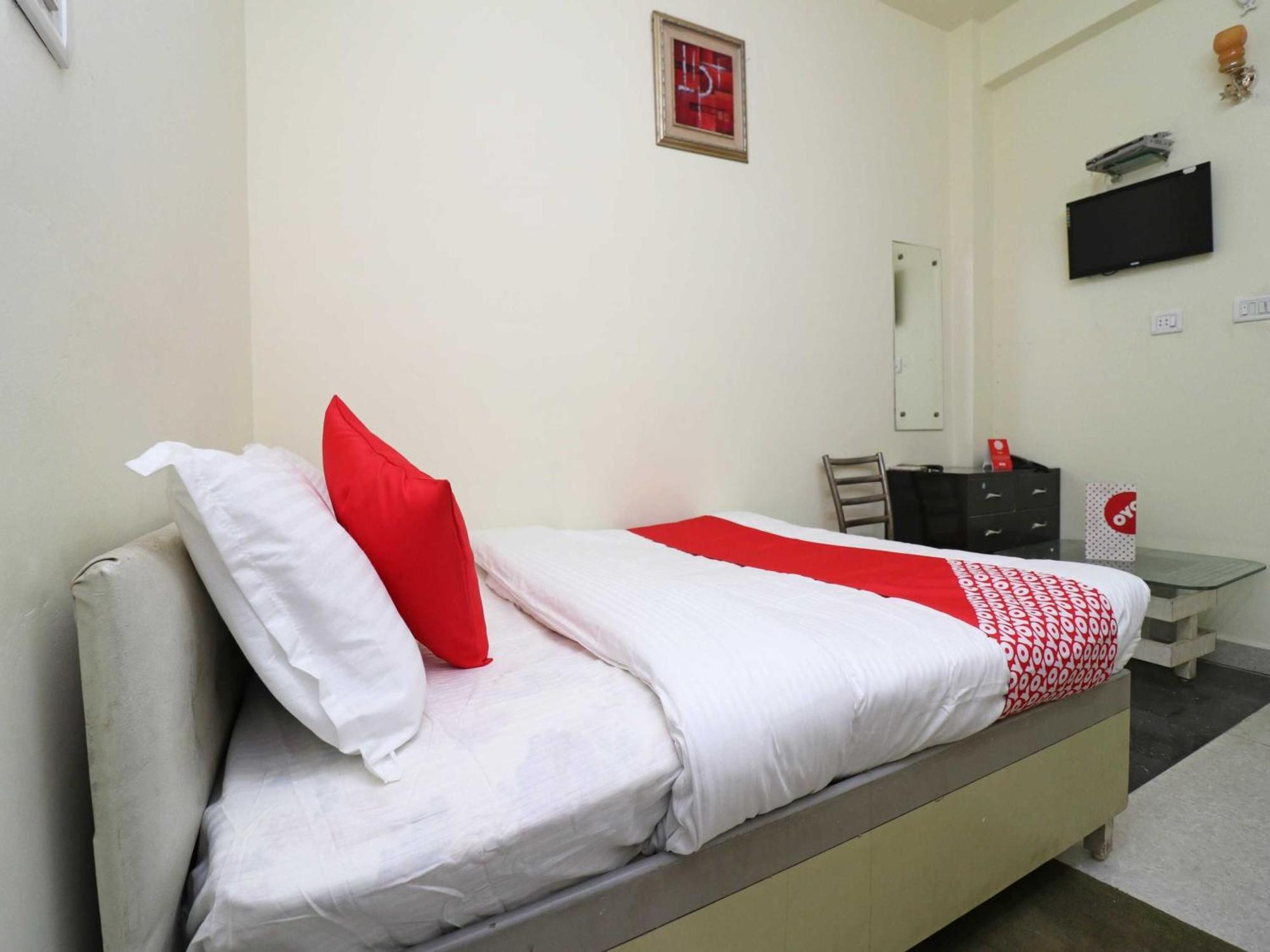 Hotel O Rama Krishna Bhopal Eksteriør billede