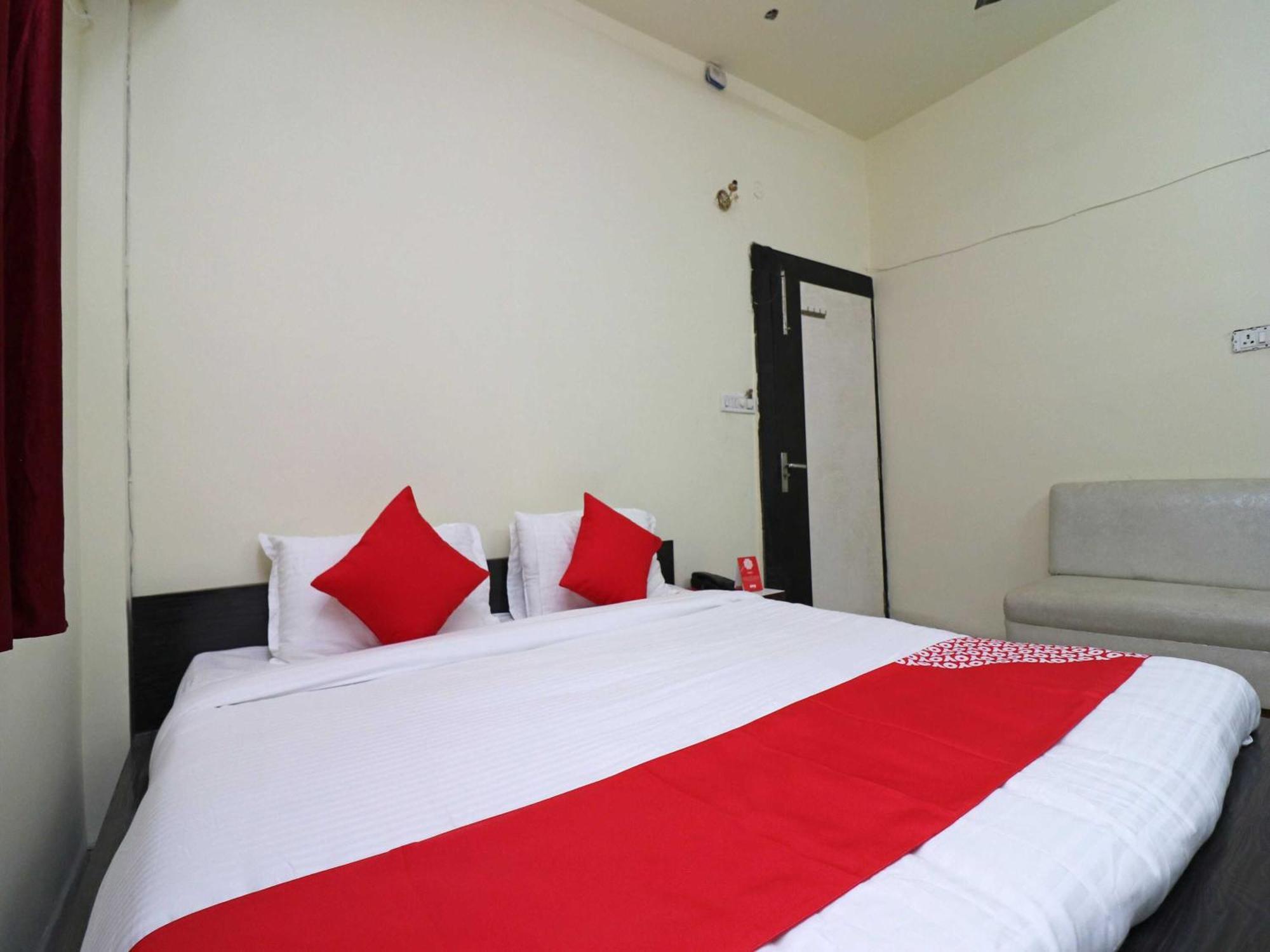 Hotel O Rama Krishna Bhopal Eksteriør billede